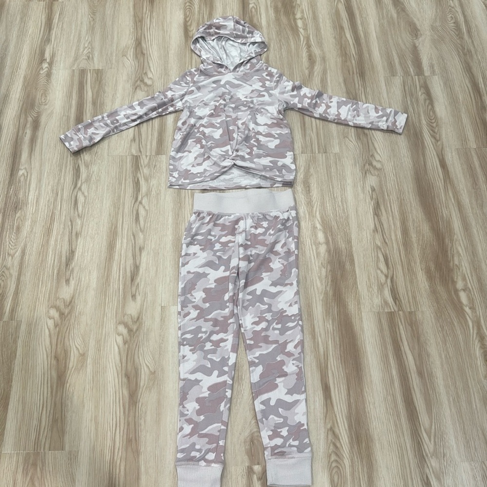 90 degree by reflex girls M (10) pink camo set with twist top